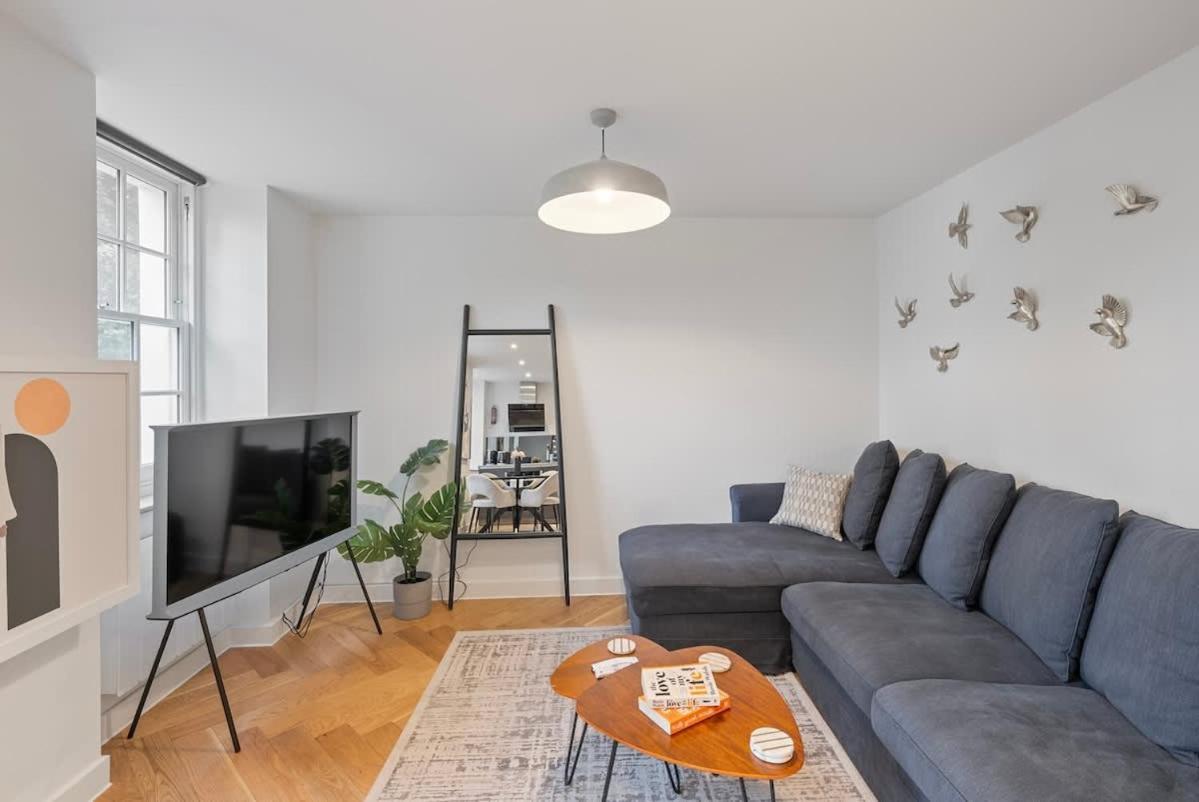 Modern 1 Bedroom Apartment In Fitzrovia Лондон Экстерьер фото